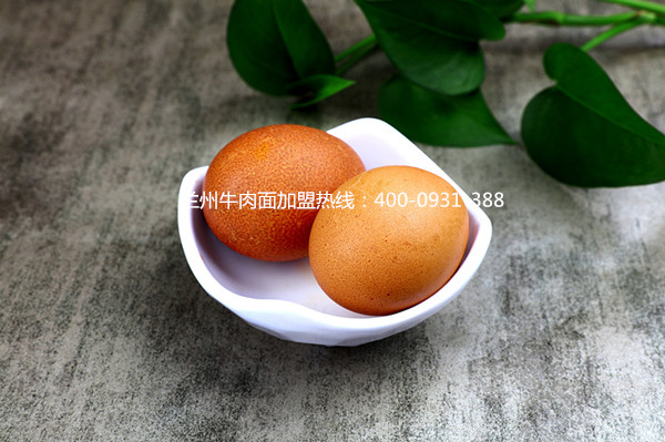 品嘗蘭州牛肉面認(rèn)準(zhǔn)塞拉宮，蘭州牛肉面加盟塞拉宮是專業(yè)的