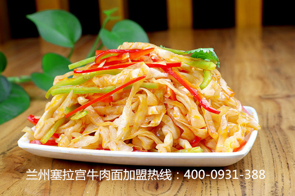 一碗充滿人間煙火氣的牛肉面，才更有樣